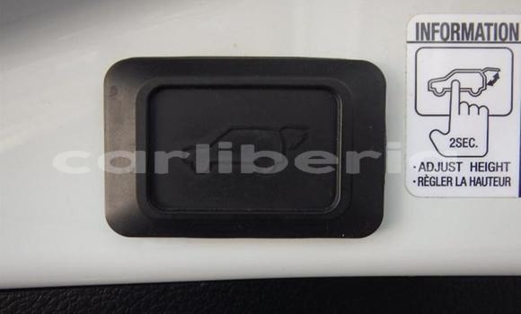 Buy Used Toyota RAV4 White Car in Monrovia in Montserrado County Buy Used Toyota RAV4 White Car in Monrovia in Montserrado County