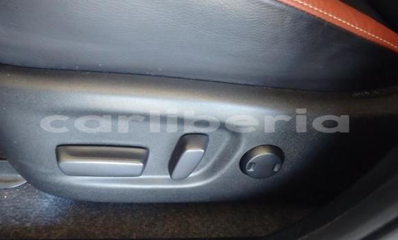 Buy Used Toyota RAV4 White Car in Monrovia in Montserrado County Buy Used Toyota RAV4 White Car in Monrovia in Montserrado County