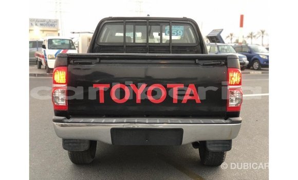 Acheter Import Voiture Toyota Hilux Noir à Import - Dubai, Comté de Bomi Acheter Import Voiture Toyota Hilux Noir à Import - Dubai, Comté de Bomi