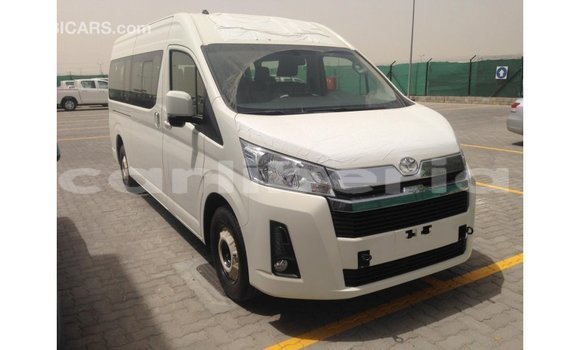 Acheter Import Voiture Toyota Hiace Blanc à Import - Dubai, Comté de Bomi Acheter Import Voiture Toyota Hiace Blanc à Import - Dubai, Comté de Bomi