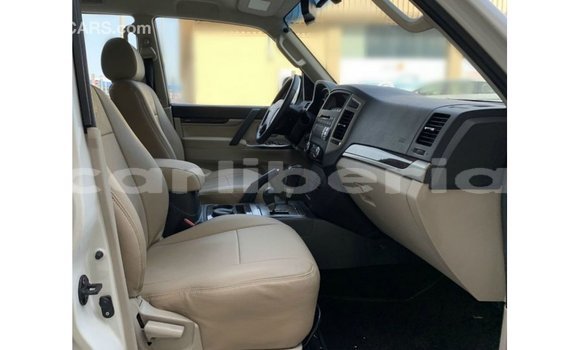 Buy Import Mitsubishi Pajero White Car in Import - Dubai in Bomi County Buy Import Mitsubishi Pajero White Car in Import - Dubai in Bomi County