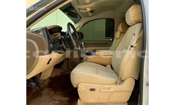 Buy Import Chevrolet Silverado White Car in Import - Dubai in Bomi County Buy Import Chevrolet Silverado White Car in Import - Dubai in Bomi County