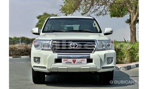 Acheter Import Voiture Toyota Land Cruiser Blanc à Import - Dubai, Comté de Bomi Acheter Import Voiture Toyota Land Cruiser Blanc à Import - Dubai, Comté de Bomi