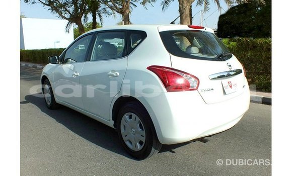 Acheter Import Voiture Nissan Tiida Blanc à Import - Dubai, Comté de Bomi Acheter Import Voiture Nissan Tiida Blanc à Import - Dubai, Comté de Bomi
