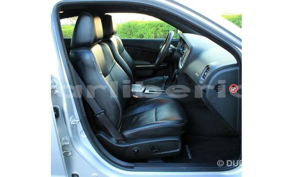 Acheter Import Voiture Dodge Charger Autre à Import - Dubai, Comté de Bomi Acheter Import Voiture Dodge Charger Autre à Import - Dubai, Comté de Bomi