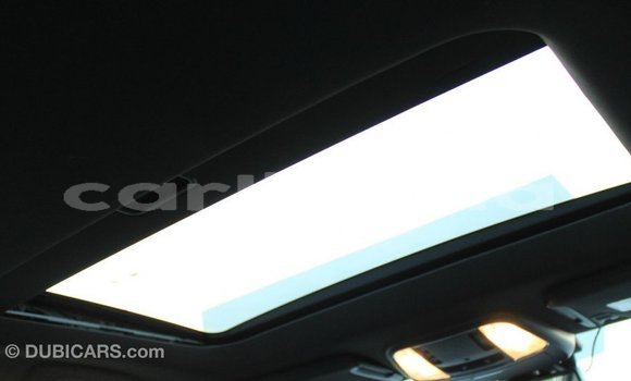 Acheter Import Voiture Dodge Charger Autre à Import - Dubai, Comté de Bomi Acheter Import Voiture Dodge Charger Autre à Import - Dubai, Comté de Bomi