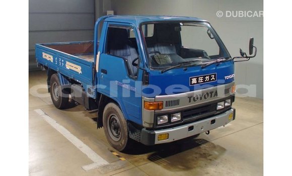 Buy Import Toyota HiAce Blue Truck in Import - Dubai in Bomi County Buy Import Toyota HiAce Blue Truck in Import - Dubai in Bomi County