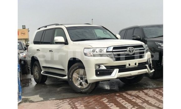 Buy Import Toyota Land Cruiser White Car in Import - Dubai in Bomi County