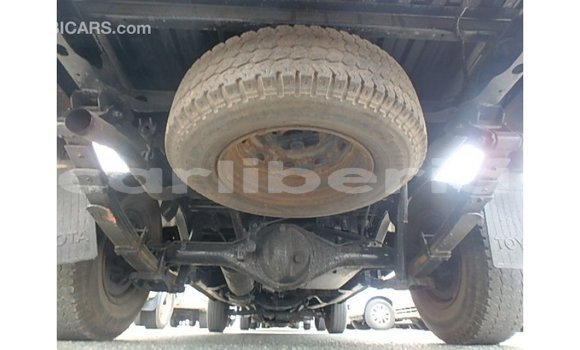 Buy Import Toyota Hilux White Car in Import - Dubai in Bomi County Buy Import Toyota Hilux White Car in Import - Dubai in Bomi County