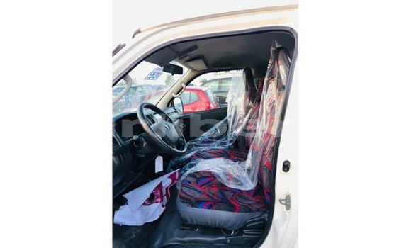 Buy Import Toyota Hiace White Car in Import - Dubai in Bomi County Buy Import Toyota Hiace White Car in Import - Dubai in Bomi County