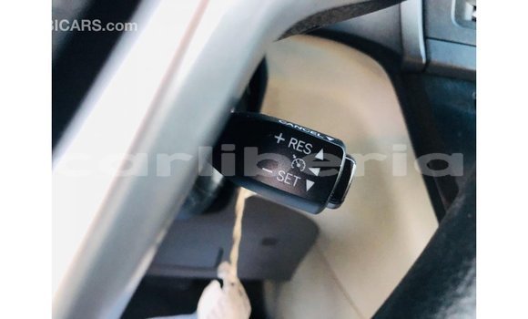 Buy Import Toyota Sienna White Car in Import - Dubai in Bomi County Buy Import Toyota Sienna White Car in Import - Dubai in Bomi County