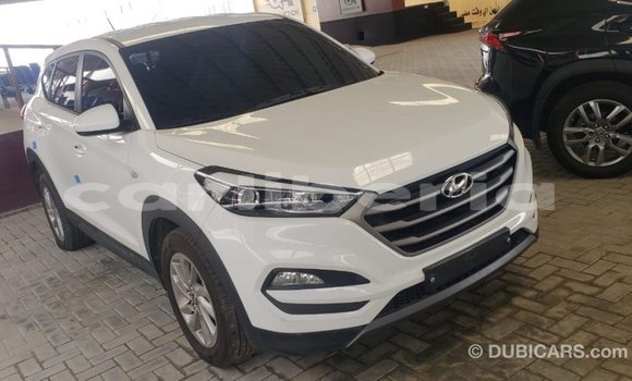 Acheter Import Voiture Hyundai Tucson Blanc à Import - Dubai, Comté de Bomi Acheter Import Voiture Hyundai Tucson Blanc à Import - Dubai, Comté de Bomi