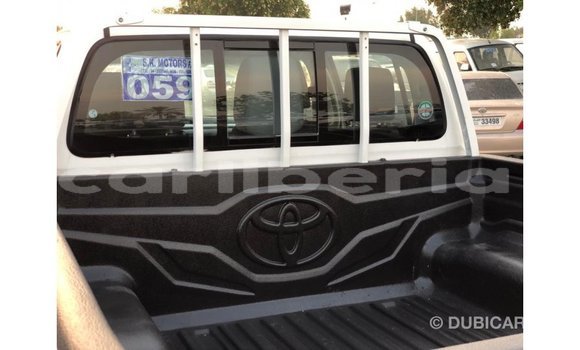 Buy Import Toyota Hilux White Car in Import - Dubai in Bomi County Buy Import Toyota Hilux White Car in Import - Dubai in Bomi County