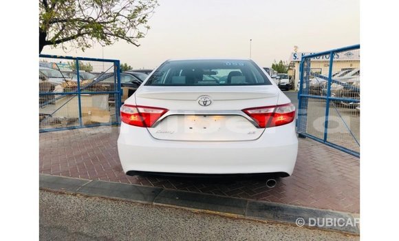 Acheter Import Voiture Toyota Camry Blanc à Import - Dubai, Comté de Bomi Acheter Import Voiture Toyota Camry Blanc à Import - Dubai, Comté de Bomi