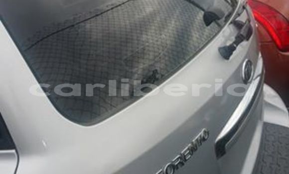 Buy Used Kia Sorento Silver Car in Monrovia in Montserrado County Buy Used Kia Sorento Silver Car in Monrovia in Montserrado County