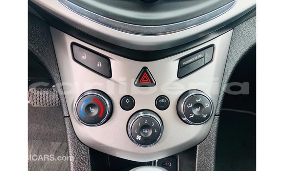 Acheter Import Voiture Chevrolet Sonic Autre à Import - Dubai, Comté de Bomi Acheter Import Voiture Chevrolet Sonic Autre à Import - Dubai, Comté de Bomi