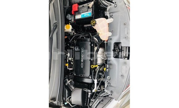 Acheter Import Voiture Chevrolet Sonic Autre à Import - Dubai, Comté de Bomi Acheter Import Voiture Chevrolet Sonic Autre à Import - Dubai, Comté de Bomi