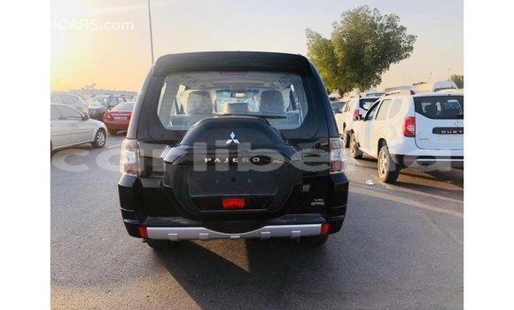 Acheter Import Voiture Mitsubishi Pajero Noir à Import - Dubai, Comté de Bomi Acheter Import Voiture Mitsubishi Pajero Noir à Import - Dubai, Comté de Bomi