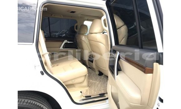 Buy Import Toyota Land Cruiser White Car in Import - Dubai in Bomi County Buy Import Toyota Land Cruiser White Car in Import - Dubai in Bomi County