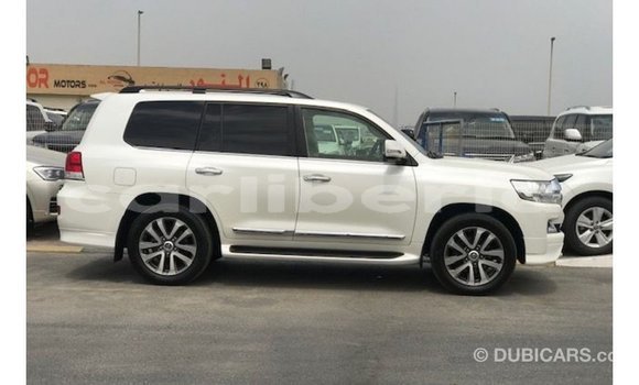 Buy Import Toyota Land Cruiser White Car in Import - Dubai in Bomi County Buy Import Toyota Land Cruiser White Car in Import - Dubai in Bomi County