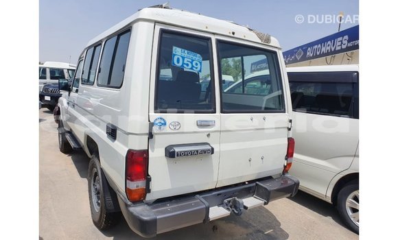 Buy Import Toyota Land Cruiser White Car in Import - Dubai in Bomi County Buy Import Toyota Land Cruiser White Car in Import - Dubai in Bomi County