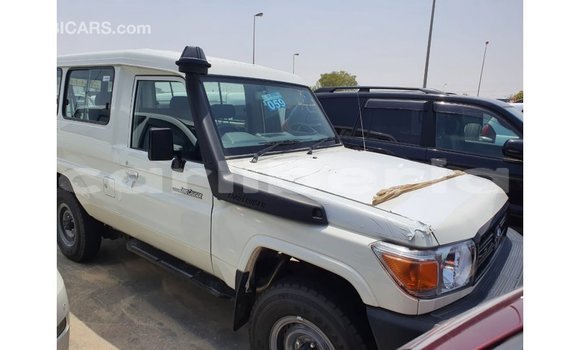 Buy Import Toyota Land Cruiser White Car in Import - Dubai in Bomi County Buy Import Toyota Land Cruiser White Car in Import - Dubai in Bomi County