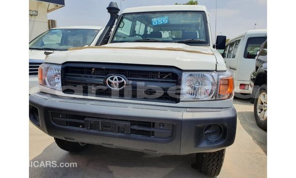 Buy Import Toyota Land Cruiser White Car in Import - Dubai in Bomi County Buy Import Toyota Land Cruiser White Car in Import - Dubai in Bomi County