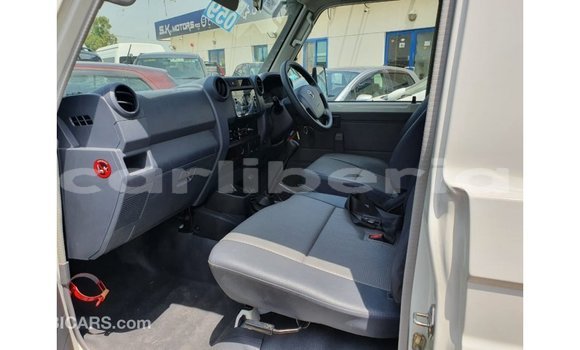Buy Import Toyota Land Cruiser White Car in Import - Dubai in Bomi County Buy Import Toyota Land Cruiser White Car in Import - Dubai in Bomi County