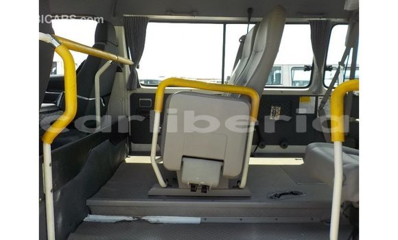Buy Import Toyota Hiace White Car in Import - Dubai in Bomi County Buy Import Toyota Hiace White Car in Import - Dubai in Bomi County