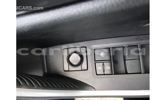 Buy Import Toyota HiAce White Truck in Import - Dubai in Bomi County Buy Import Toyota HiAce White Truck in Import - Dubai in Bomi County