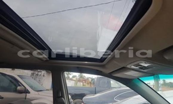 Buy Used Toyota Highlander Red Car in Monrovia in Montserrado County Buy Used Toyota Highlander Red Car in Monrovia in Montserrado County
