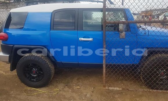 Buy Used Toyota FJ Cruiser Blue Car in Monrovia in Montserrado County Buy Used Toyota FJ Cruiser Blue Car in Monrovia in Montserrado County