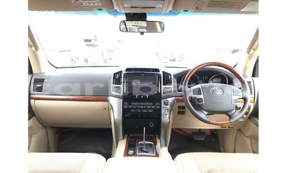 Buy Import Toyota Land Cruiser Red Car in Import - Dubai in Bomi County Buy Import Toyota Land Cruiser Red Car in Import - Dubai in Bomi County