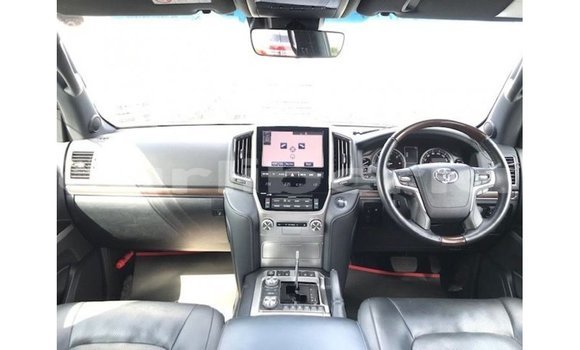 Buy Import Toyota Land Cruiser White Car in Import - Dubai in Bomi County Buy Import Toyota Land Cruiser White Car in Import - Dubai in Bomi County