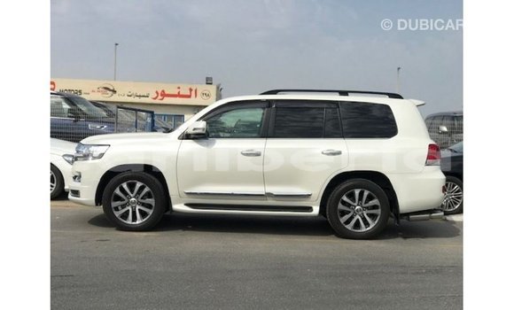 Buy Import Toyota Land Cruiser White Car in Import - Dubai in Bomi County Buy Import Toyota Land Cruiser White Car in Import - Dubai in Bomi County