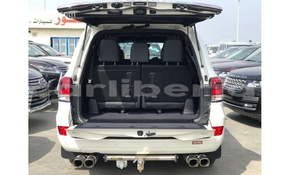 Buy Import Toyota Land Cruiser White Car in Import - Dubai in Bomi County Buy Import Toyota Land Cruiser White Car in Import - Dubai in Bomi County