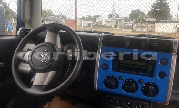Buy Used Toyota FJ Cruiser Blue Car in Monrovia in Montserrado County Buy Used Toyota FJ Cruiser Blue Car in Monrovia in Montserrado County