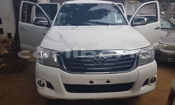 Buy Used Toyota Hilux White Car in Monrovia in Montserrado County Buy Used Toyota Hilux White Car in Monrovia in Montserrado County