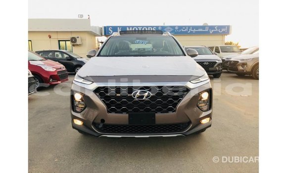 Acheter Import Voiture Hyundai Santa Fe Marron à Import - Dubai, Comté de Bomi Acheter Import Voiture Hyundai Santa Fe Marron à Import - Dubai, Comté de Bomi