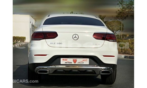 Acheter Import Voiture Mercedes-Benz GLC Blanc à Import - Dubai, Comté de Bomi Acheter Import Voiture Mercedes-Benz GLC Blanc à Import - Dubai, Comté de Bomi
