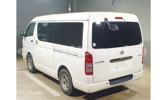 Buy Import Toyota Hiace White Car in Import - Dubai in Bomi County Buy Import Toyota Hiace White Car in Import - Dubai in Bomi County
