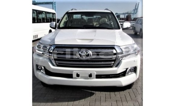 Buy Import Toyota Land Cruiser White Car in Import - Dubai in Bomi County Buy Import Toyota Land Cruiser White Car in Import - Dubai in Bomi County