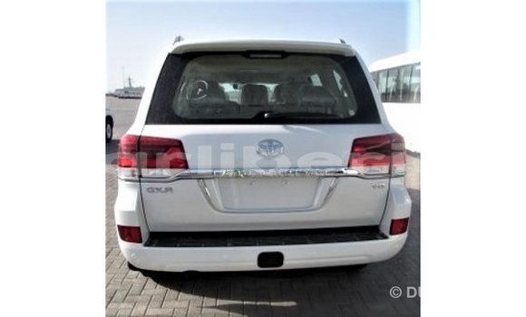 Buy Import Toyota Land Cruiser White Car in Import - Dubai in Bomi County Buy Import Toyota Land Cruiser White Car in Import - Dubai in Bomi County