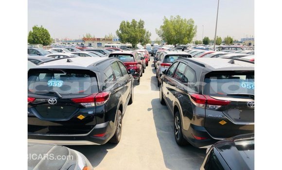 Acheter Import Voiture Toyota Rush Rouge à Import - Dubai, Comté de Bomi Acheter Import Voiture Toyota Rush Rouge à Import - Dubai, Comté de Bomi