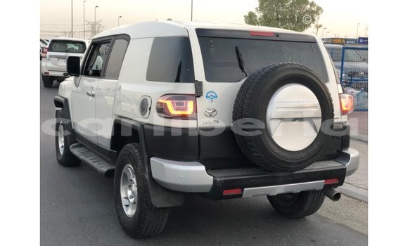 Buy Import Toyota FJ Cruiser White Car in Import - Dubai in Bomi County Buy Import Toyota FJ Cruiser White Car in Import - Dubai in Bomi County