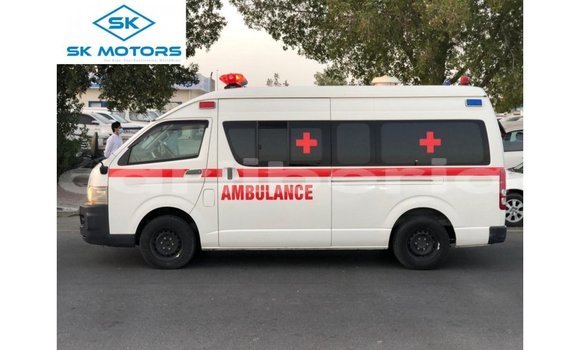 Acheter Import Voiture Toyota Hiace Blanc à Import - Dubai, Comté de Bomi Acheter Import Voiture Toyota Hiace Blanc à Import - Dubai, Comté de Bomi