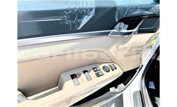 Buy Import Hyundai Elantra White Car in Import - Dubai in Bomi County Buy Import Hyundai Elantra White Car in Import - Dubai in Bomi County