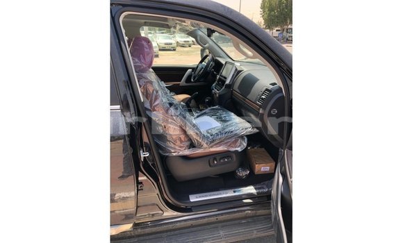 Acheter Import Voiture Toyota Land Cruiser Noir à Import - Dubai, Comté de Bomi Acheter Import Voiture Toyota Land Cruiser Noir à Import - Dubai, Comté de Bomi