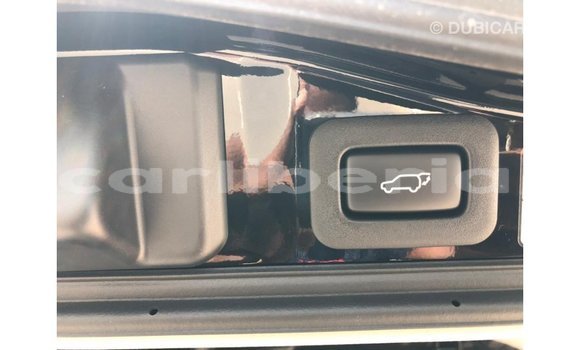 Acheter Import Voiture Toyota Land Cruiser Noir à Import - Dubai, Comté de Bomi Acheter Import Voiture Toyota Land Cruiser Noir à Import - Dubai, Comté de Bomi