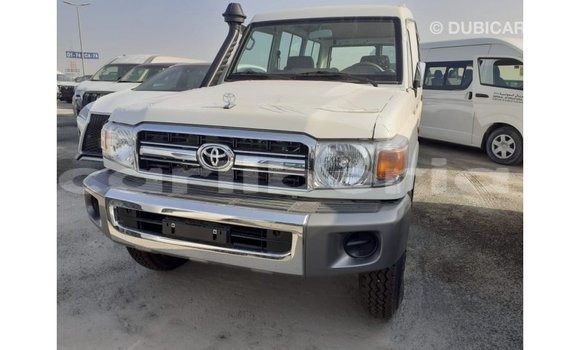 Buy Import Toyota Land Cruiser White Car in Import - Dubai in Bomi County Buy Import Toyota Land Cruiser White Car in Import - Dubai in Bomi County